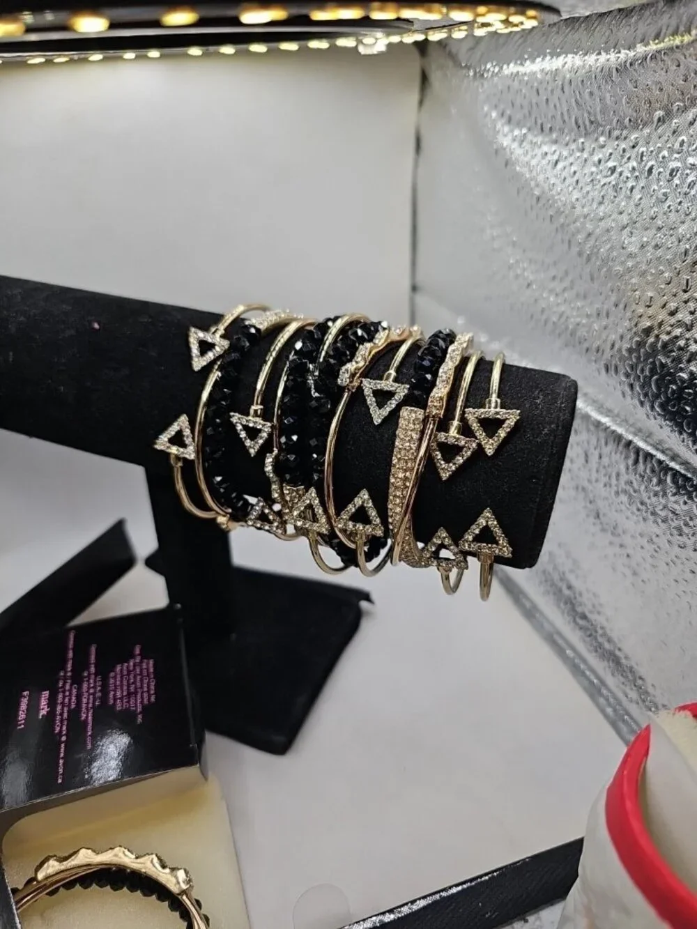. Bracelet Lot Of 3 Gold Tone Nwo Box Mark Avon Cuff